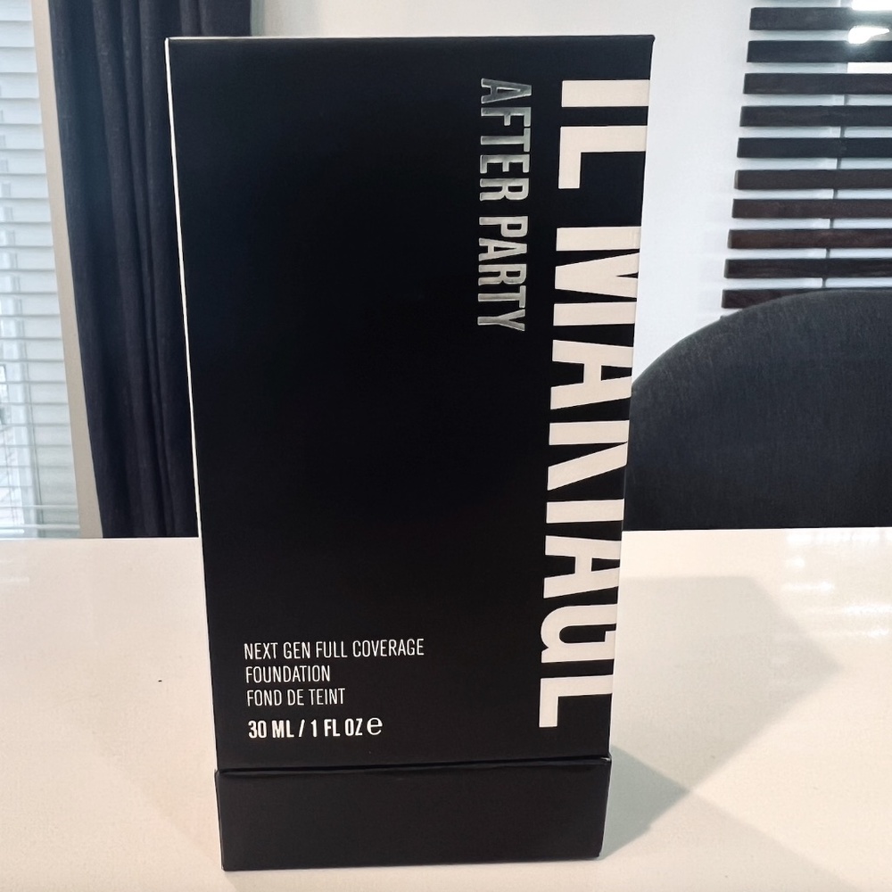 *NEW* in box IL MAKIAGE After Party Next Gen Full Coverage Foundation, Shade #60